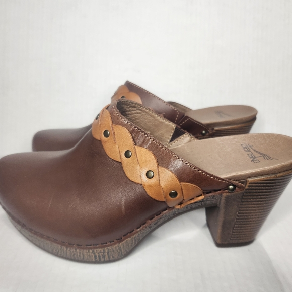 Dansko Rach Leather Two-Tone Braid Accent Clog 41 - Picture 9 of 11